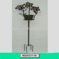 Hot Selling Metal Flower Stake with Plant Pot